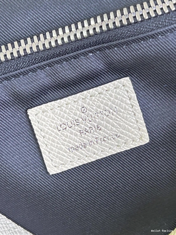 Affordable NEW LOUIS FLAP MESSENGER VUITTON 0802